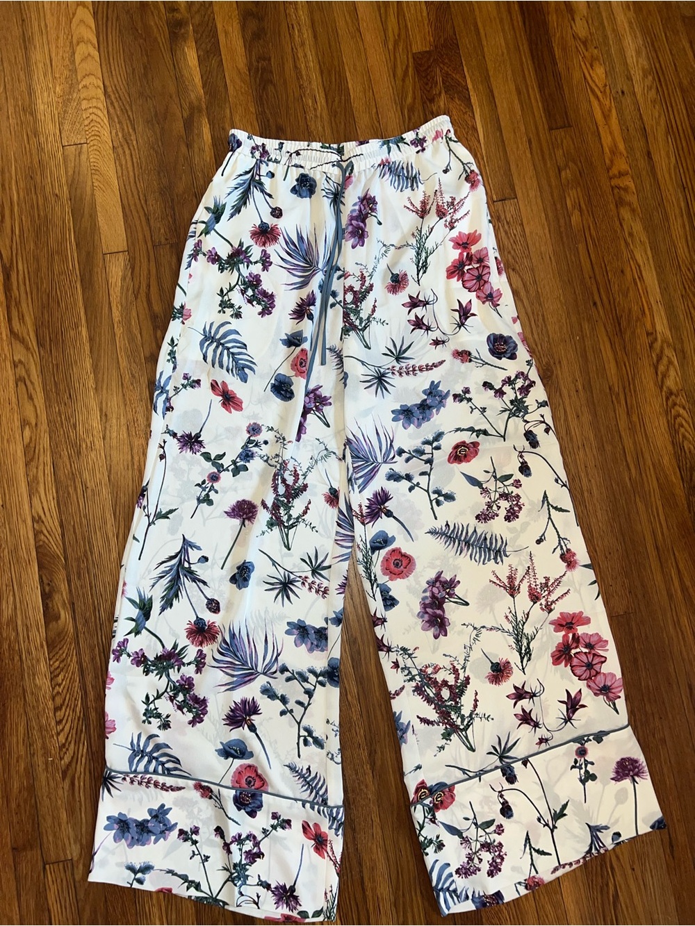 BCBGMaxAzria White Floral Wide-Leg Trousers with Pink, Purple and Blue Flowers